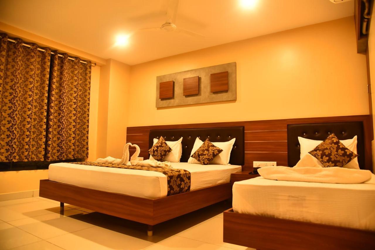 Hotel Four Seasons Velankanni Exterior photo